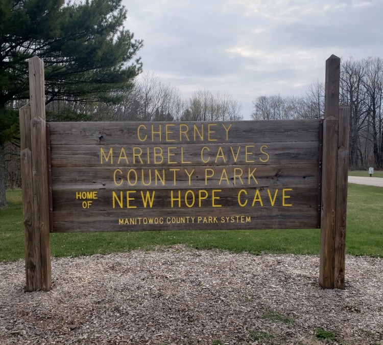 manitowoc-county-cherney-maribel-caves-park-photo
